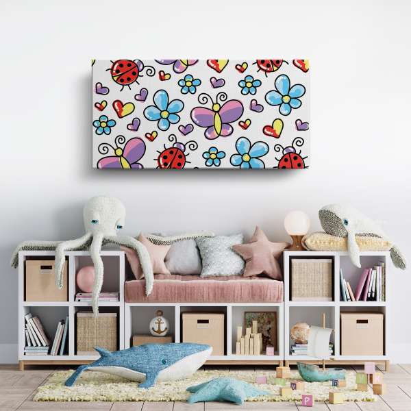 Vzor hmyzu s květinami